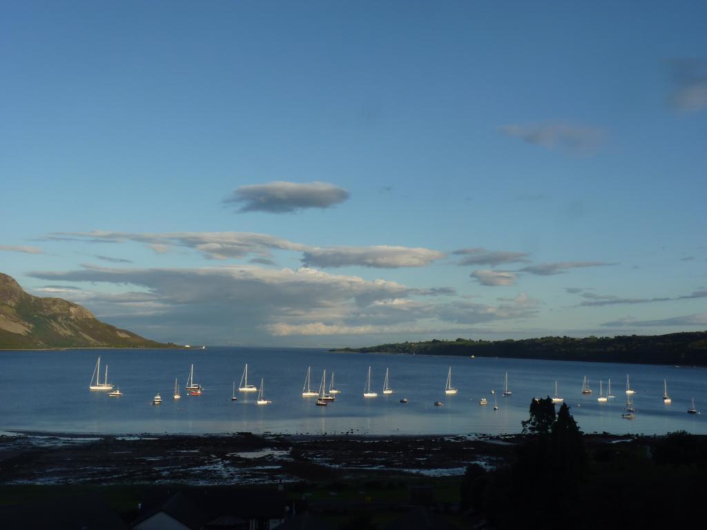 Kinneil Self Catering Lamlash Room photo